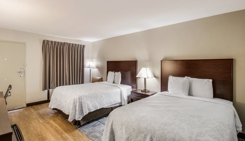 Habitación Deluxe, 2 camas dobles (Roll-In Shower, Smoke Free)