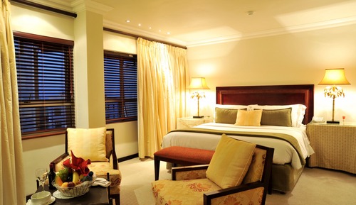 Suite junior, 1 cama de matrimonio, baño privado, vistas a la ciudad (Junior Suite)