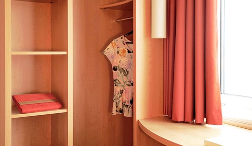 Habitación doble, varias camas