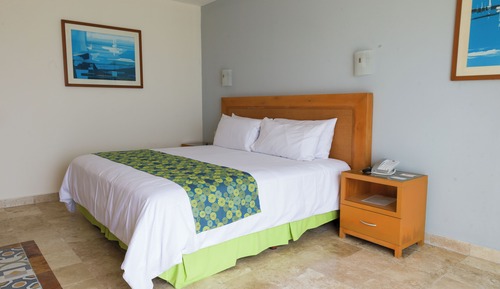 Habitación superior, 1 cama de matrimonio grande, vistas al complejo turístico