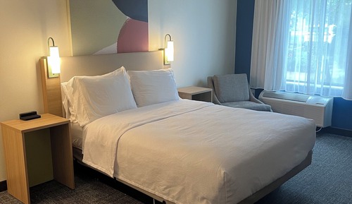Habitación, 1 cama de matrimonio, accesible para personas con discapacidad (Mobility & Hearing)