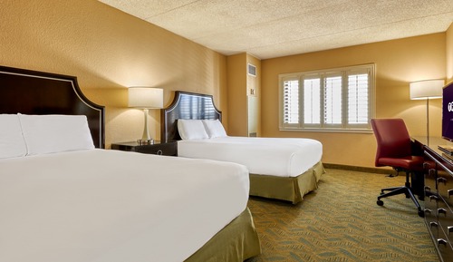 Habitación, 2 camas de matrimonio, no fumadores, vistas a la piscina (West)