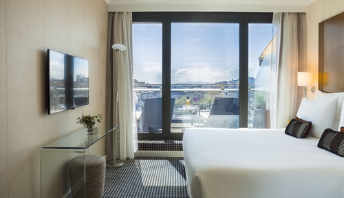 Apartamento ejecutivo, Acceso al salón del club (Terrace Suite)