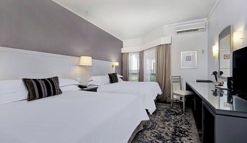 Habitación Deluxe, 2 camas de matrimonio, no fumadores