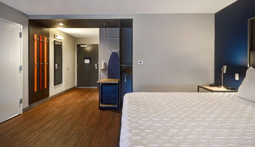 Habitación, 1 cama de matrimonio grande, accesible para personas con discapacidad, bañera