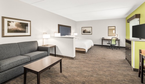 Suite, 1 cama de matrimonio grande con sofá cama, bañera de hidromasaje