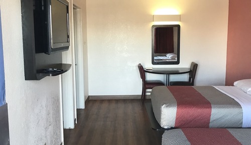 Standard Room, 2 Double Beds, Non Smoking