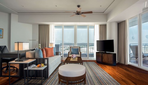 Suite ejecutiva, 2 camas individuales, Acceso al salón del club, frente al mar