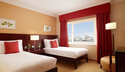 Suite, vistas al puerto deportivo
