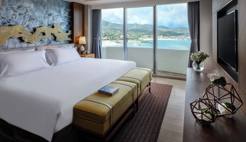Suite, 1 cama individual, Acceso al salón del club (Nago Bay)