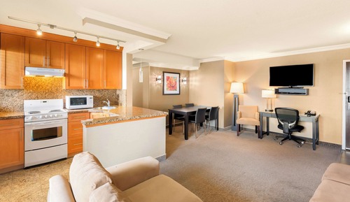 Suite, 1 cama de matrimonio, no fumadores, cocina básica (with Sofabed)