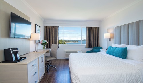 Habitación estándar, 1 cama de matrimonio grande, frigorífico, vistas al puerto