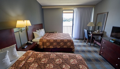 River-view Room, 2 Queen Beds with Jetted tub and Balcony, Non-Smoking