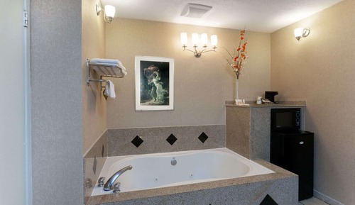 Upgraded, Habitación, 1 cama de matrimonio grande, no fumadores, bañera de hidromasaje