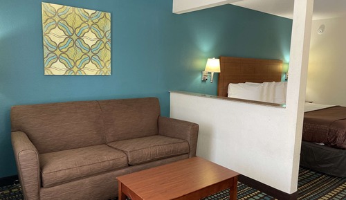 Suite, 1 cama de matrimonio grande, no fumadores, frigorífico y microondas (with Sofabed)