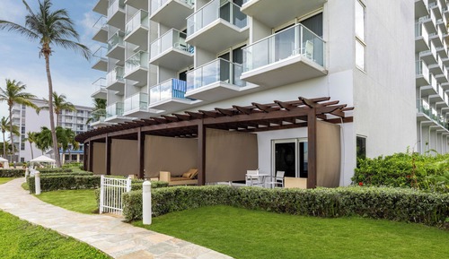 Habitación, 2 camas de matrimonio, frente al mar (Ocean Front Walk out)