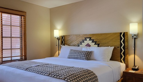 Habitación tradicional, 1 cama de matrimonio grande
