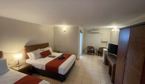 Habitación estándar con 1 cama doble o 2 individuales