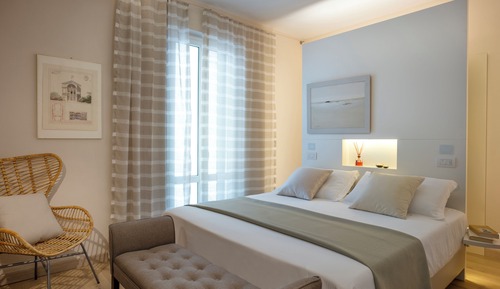Residence Deluxe