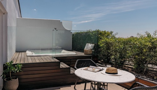 Penthouse Suite Red Level