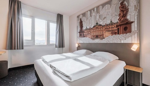 Habitación doble (French bed)