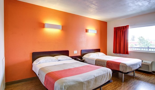 Habitación estándar, 2 camas dobles, fumadores