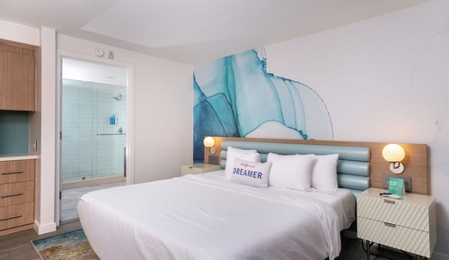 Bay View King Suite