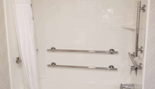 Habitación, 1 cama de matrimonio, accesible para personas con discapacidad, bañera