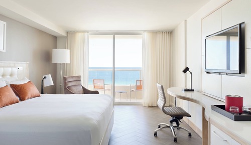 Habitación, 1 cama de matrimonio grande, no fumadores, frente al mar (Balcony)