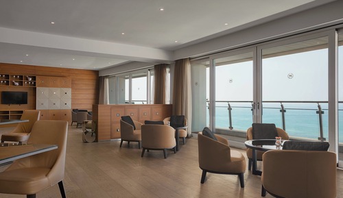Suite ejecutiva, 1 cama de matrimonio grande, balcón, vistas al mar