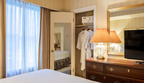 Suite, 1 cama de matrimonio (Corner Suite)