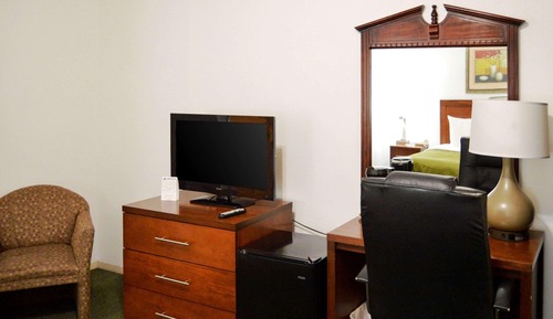 Habitación, 1 cama de matrimonio, accesible para personas con discapacidad (Roll-In Shower)