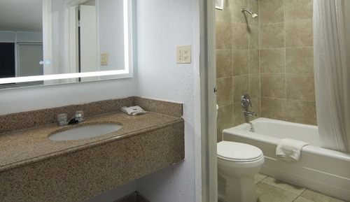 Habitación estándar, 2 camas de matrimonio, no fumadores, frigorífico y microondas