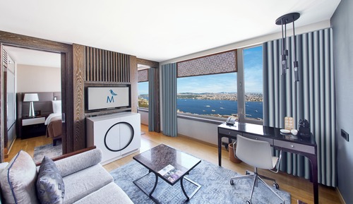 Bosphorus Suite, Lounge Access