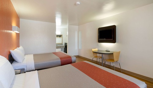 Habitación estándar, 2 camas de matrimonio, accesible para personas con discapacidad, no fumadores