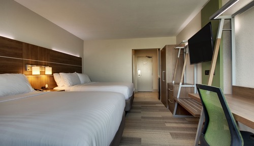 Habitación estándar, 2 camas de matrimonio (Communications/Mobility Accessible)