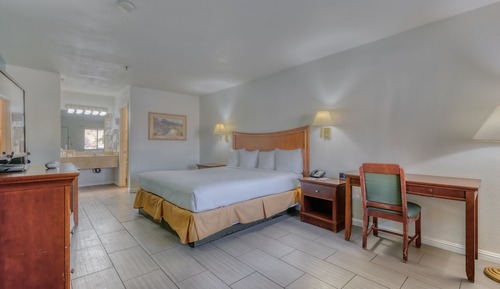 Habitación, 1 cama de matrimonio grande, no fumadores, frigorífico y microondas
