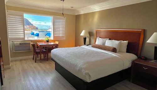 Habitación estándar, 1 cama de matrimonio grande, frigorífico, vistas al mar