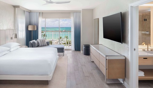 Habitación, 1 cama de matrimonio grande, balcón (Partial Ocean Front)
