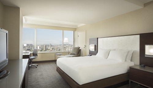 Suite, 1 habitación, vistas a la ciudad, en esquina