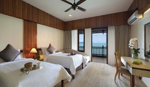 Chalet Premier (On Water)