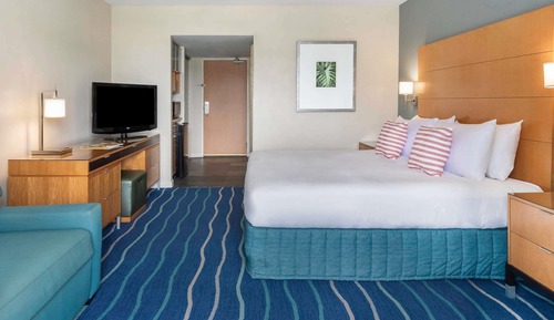 Waikiki Tower Ocean View Room(Newly Renovated)