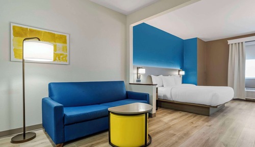 Suite, 1 cama de matrimonio grande con sofá cama, no fumadores, bañera de hidromasaje