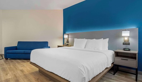 Suite, 1 cama de matrimonio grande con sofá cama, no fumadores, bañera de hidromasaje (Upgrade)