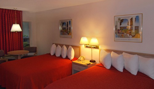 Value Double Queen Room