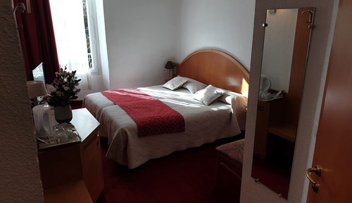 Habitación clásica con 1 cama doble o 2 individuales