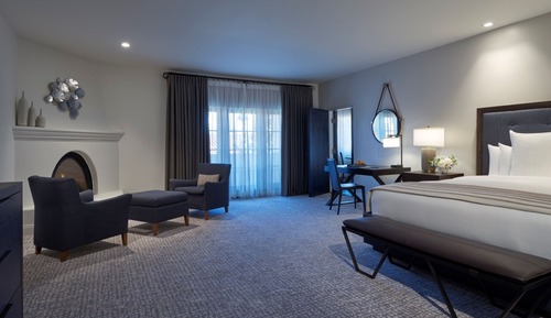 FONTANA SUITE - KING BED