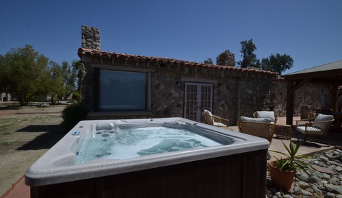 Villa exclusiva, varias camas (Pickford Palms Ranch A-2, 6  mi from)