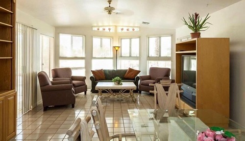 Villa familiar, varias camas (Villa Four, 440 Ft from Resort - 3 Be)