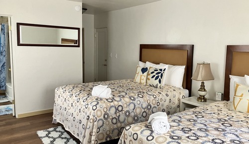 Villa exclusiva, varias camas (Pickford Palms Estate C House, 6 mi f)